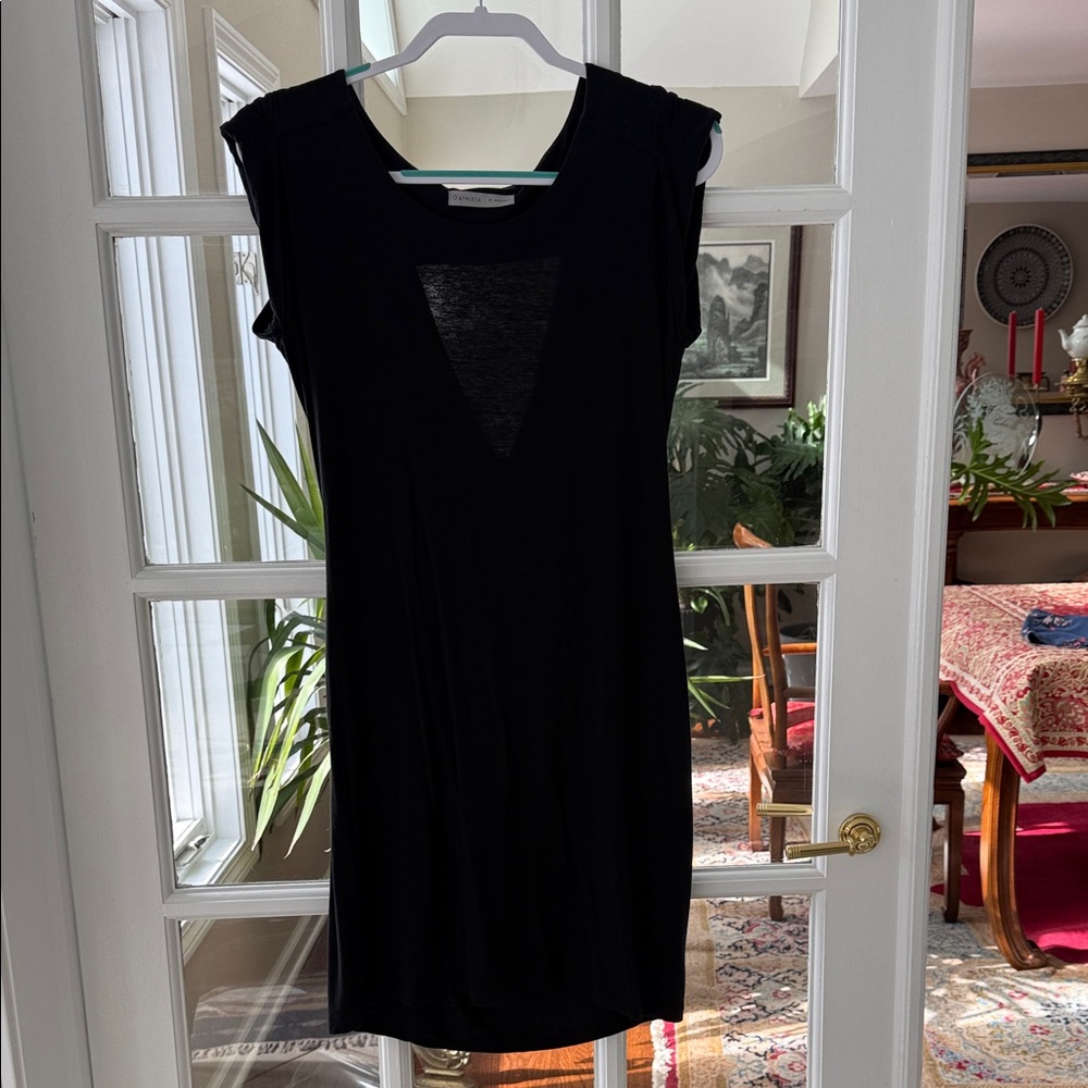 Athleta Stylish Black Cap Sleeve Dress size M